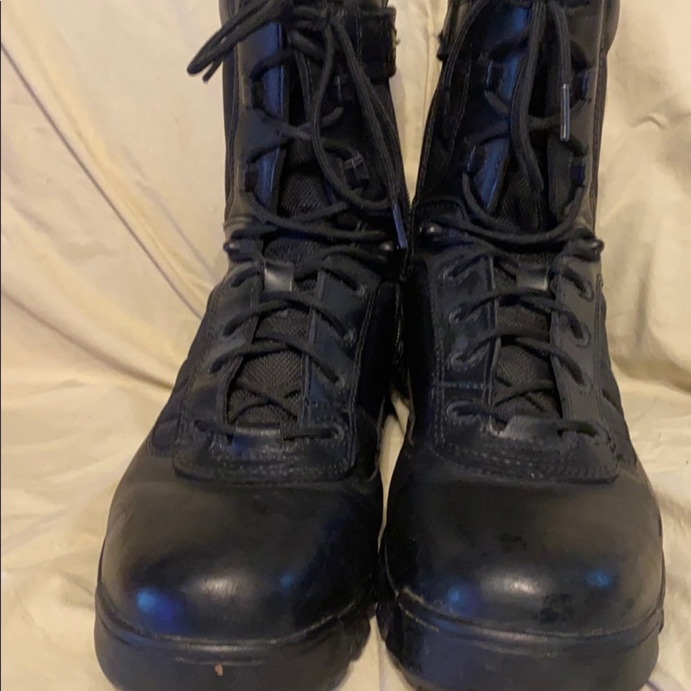 Bates tactical boots